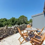 House Frane
