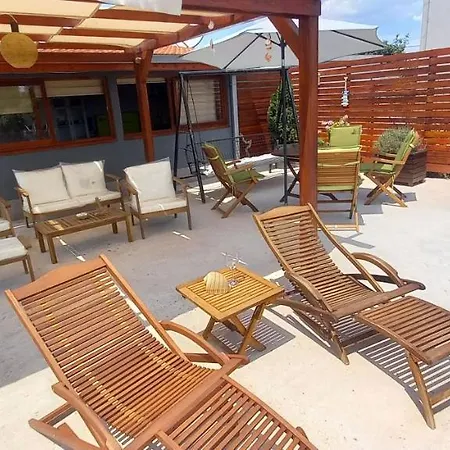 House Frane