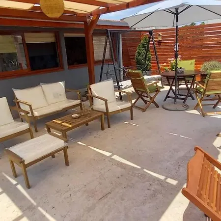 House Frane